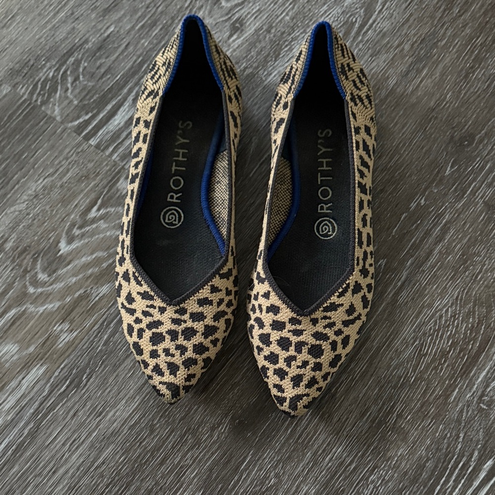 Rothy's Tan and Black Patterned Women's Flats
